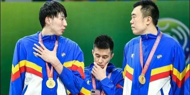 笔记本电脑突然黑屏开不了机按电源没反应